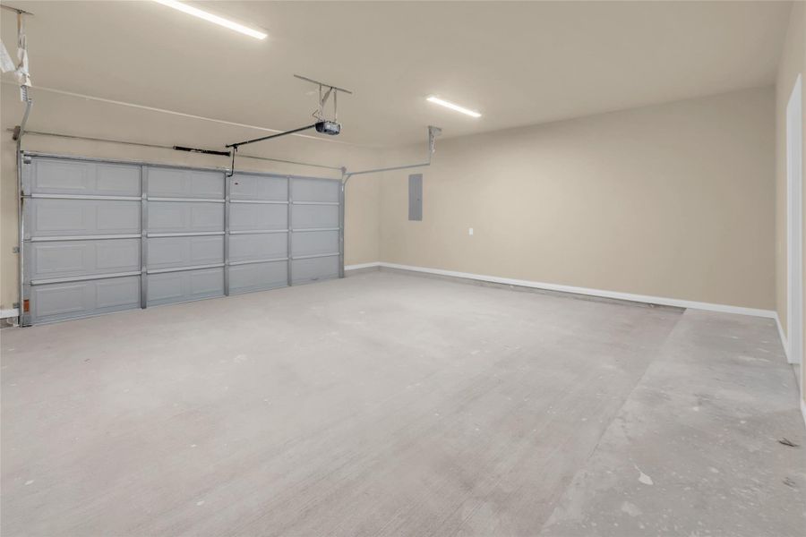 Spacious, unfurnished interior of a new home in , Angleton (Image 14). Spacious, unfurnished interior of a new home in , Angleton (Image 14).