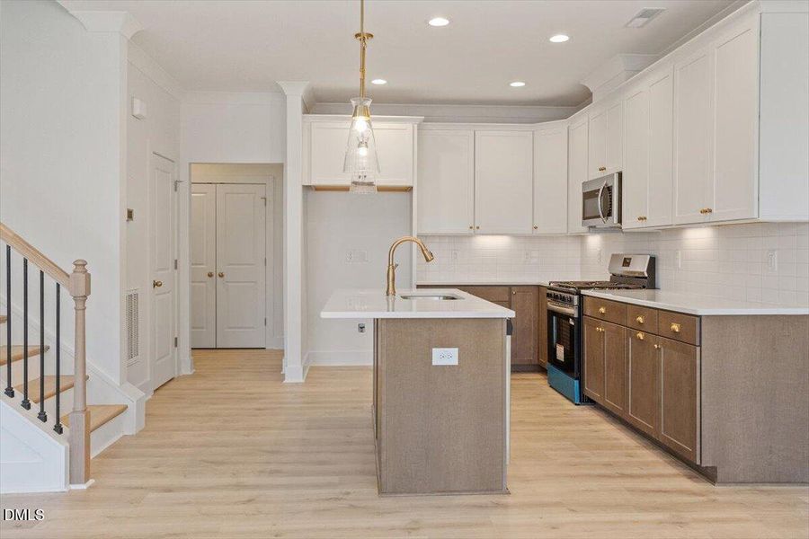 18-631 Sawcut Ln [2796750]_18