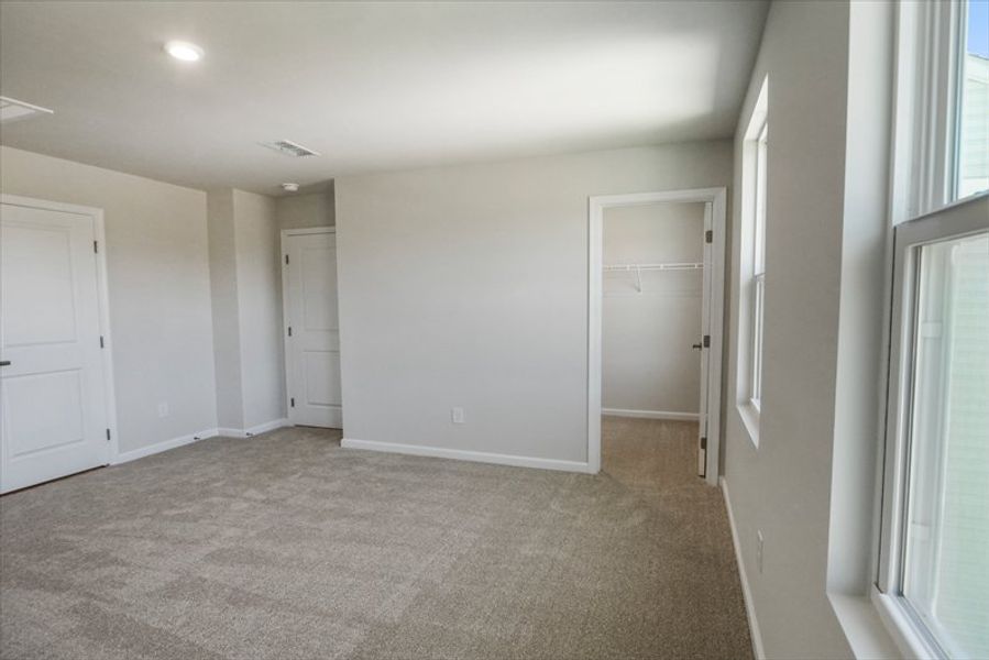 Spacious, unfurnished interior of a new home in Bronson Ridge, Greenwood (Image 11). Spacious, unfurnished interior of a new home in Bronson Ridge, Greenwood (Image 11).