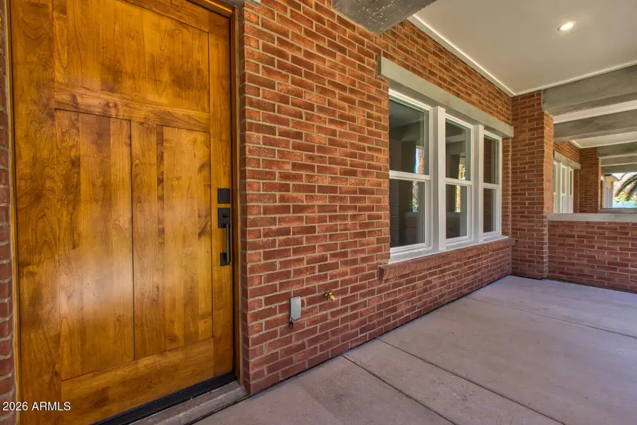 04_806_N_2nd_Ave4_mls 04_806_N_2nd_Ave4_mls