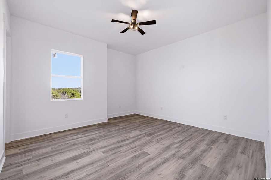 Spacious, unfurnished interior of a new home in , Fischer (Image 38).