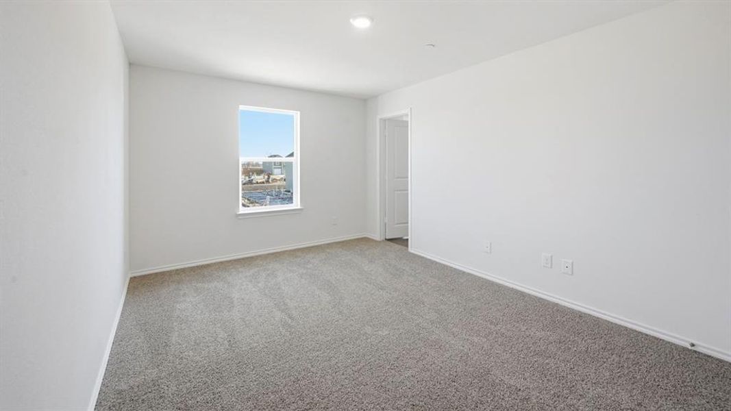 Spacious, unfurnished interior of a new home in Arbor Trails South, Princeton (Image 22).