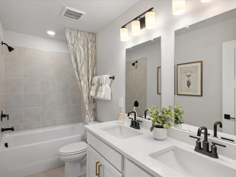 Furnished interior view inside a new home in Riverwood Farm, Piedmont (Image 9).