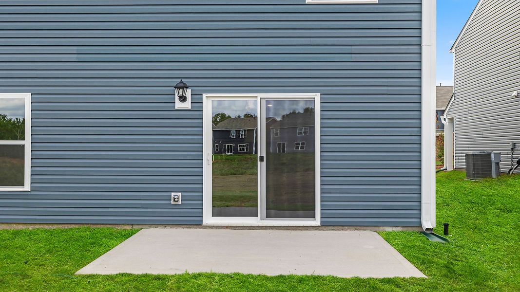 Exterior details and patio area of a home in Cedar Gap, Fountain Inn (Image 3).