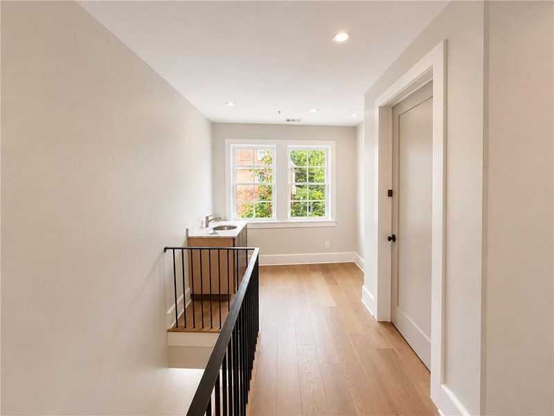 Spacious, unfurnished interior of a new home in , Atlanta (Image 30).