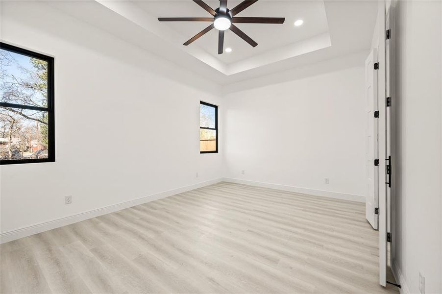 Spacious, unfurnished interior of a new home in , Dallas (Image 22).
