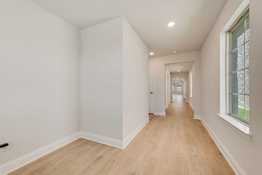 Spacious, unfurnished interior of a new home in Walden Pond, Forney (Image 18). Spacious, unfurnished interior of a new home in Walden Pond, Forney (Image 18).