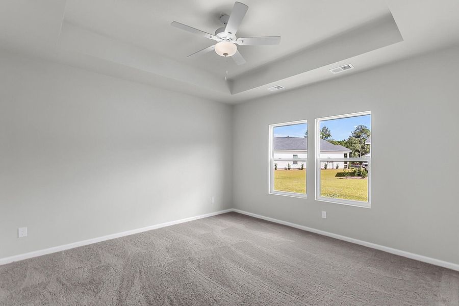 Spacious, unfurnished interior of a new home in Fairway Woods at Wyboo, Manning (Image 28).