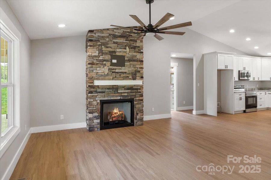 Spacious, unfurnished interior of a new home in , Marshall (Image 15).