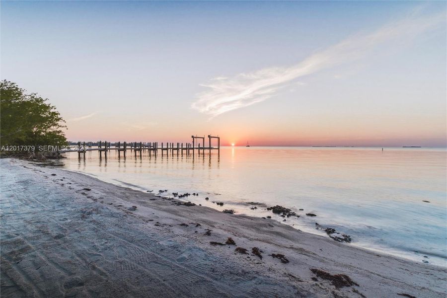 Natural landscape and outdoor views near  in Islamorada, Village of Islands (Image 86).