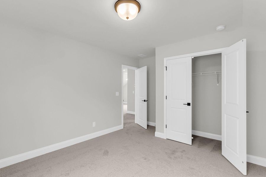 Spacious, unfurnished interior of a new home in High Point at Foxbank, Moncks Corner (Image 19).