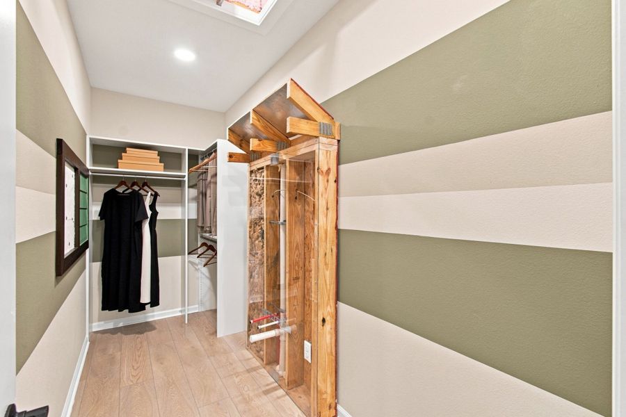 Owner's Closet Owner's Closet