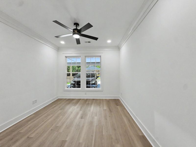 Spacious, unfurnished interior of a new home in , North Charleston (Image 37).
