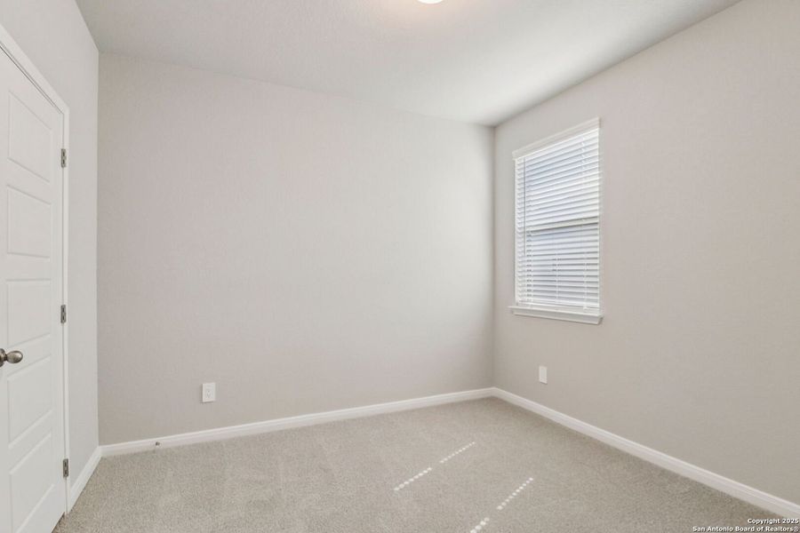 Spacious, unfurnished interior of a new home in Royal Crest, San Antonio (Image 37). Spacious, unfurnished interior of a new home in Royal Crest, San Antonio (Image 37).