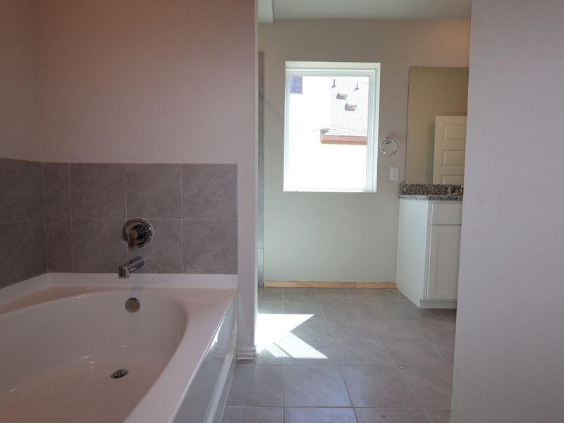 Image 21 of a home in Cascades at Onion Creek.