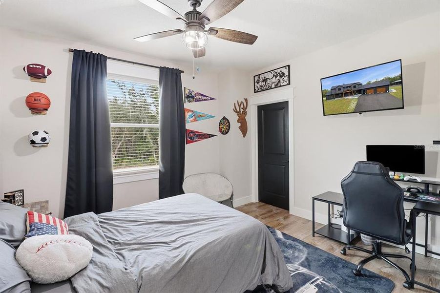 Furnished interior view inside a new home in , Inglis (Image 58).