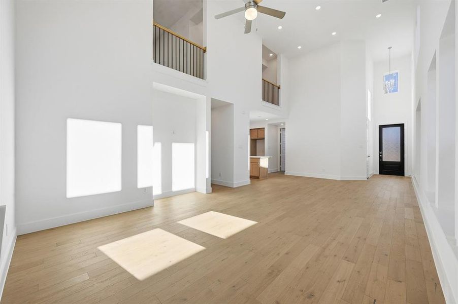 Spacious, unfurnished interior of a new home in Pecan Square, Northlake (Image 21).