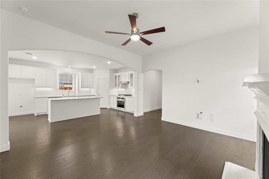 07. 12710 Meadow Glen - Family (3) 07. 12710 Meadow Glen - Family (3)