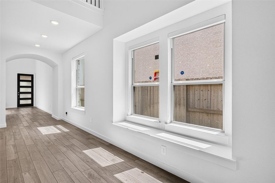 Spacious, unfurnished interior of a new home in Cross Creek Ranch: 40ft. lots, Fulshear (Image 41). Spacious, unfurnished interior of a new home in Cross Creek Ranch: 40ft. lots, Fulshear (Image 41).