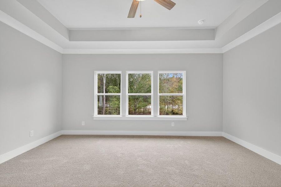 Spacious, unfurnished interior of a new home in Red Bird Manor, Jefferson (Image 17).