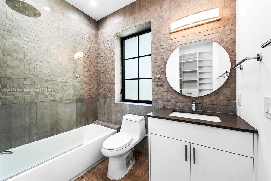 Furnished interior view inside a new home in , Coral Gables (Image 30). Furnished interior view inside a new home in , Coral Gables (Image 30).