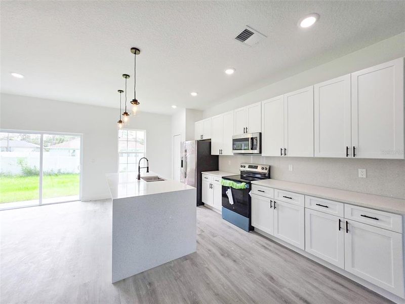 Image 22 of a home in .