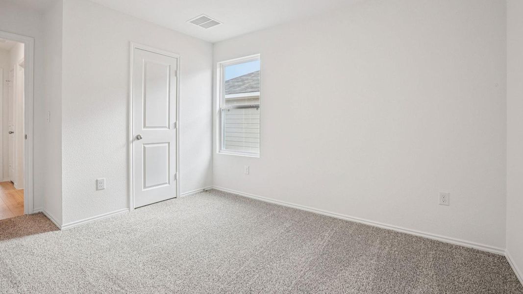 Spacious, unfurnished interior of a new home in Carillon, Manor (Image 12). Spacious, unfurnished interior of a new home in Carillon, Manor (Image 12).