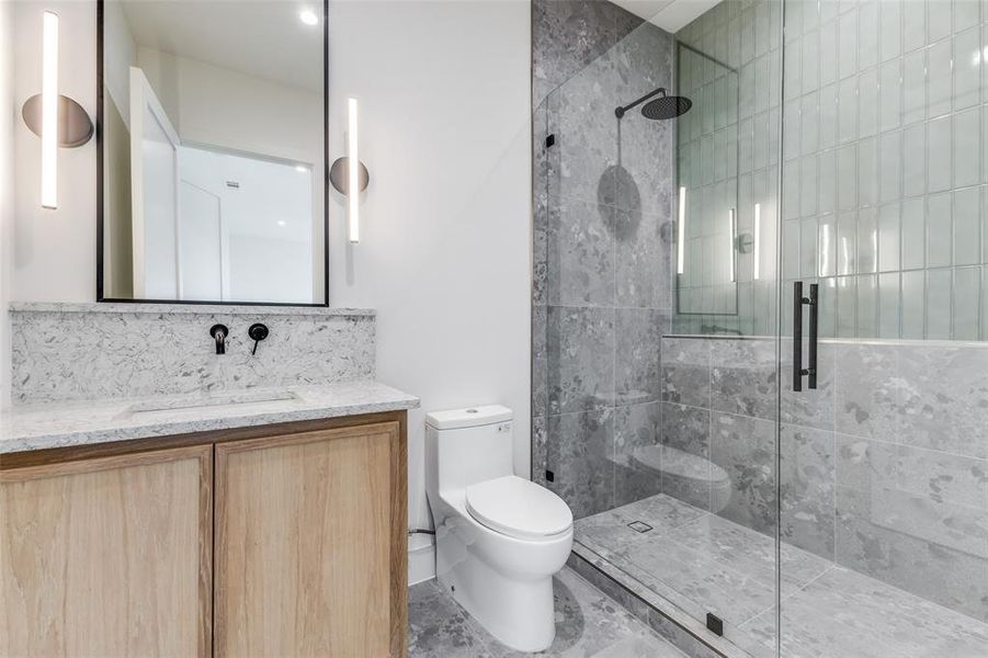 Furnished interior view inside a new home in , Dallas (Image 35). Furnished interior view inside a new home in , Dallas (Image 35).