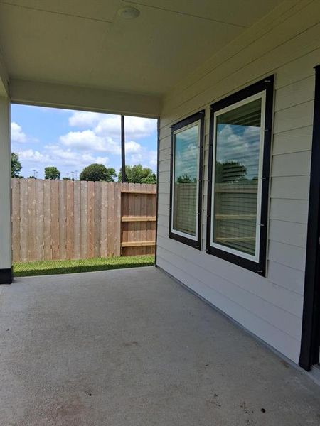 Spacious, unfurnished interior of a new home in Windrose Green, Angleton (Image 29). Spacious, unfurnished interior of a new home in Windrose Green, Angleton (Image 29).