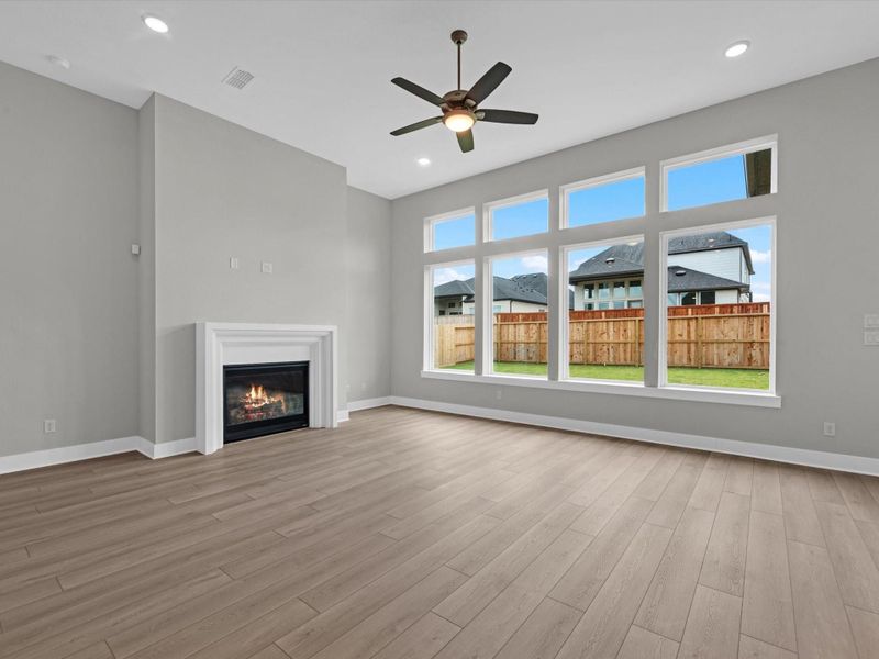 Spacious, unfurnished interior of a new home in Pecan Ridge, Fulshear (Image 16). Spacious, unfurnished interior of a new home in Pecan Ridge, Fulshear (Image 16).