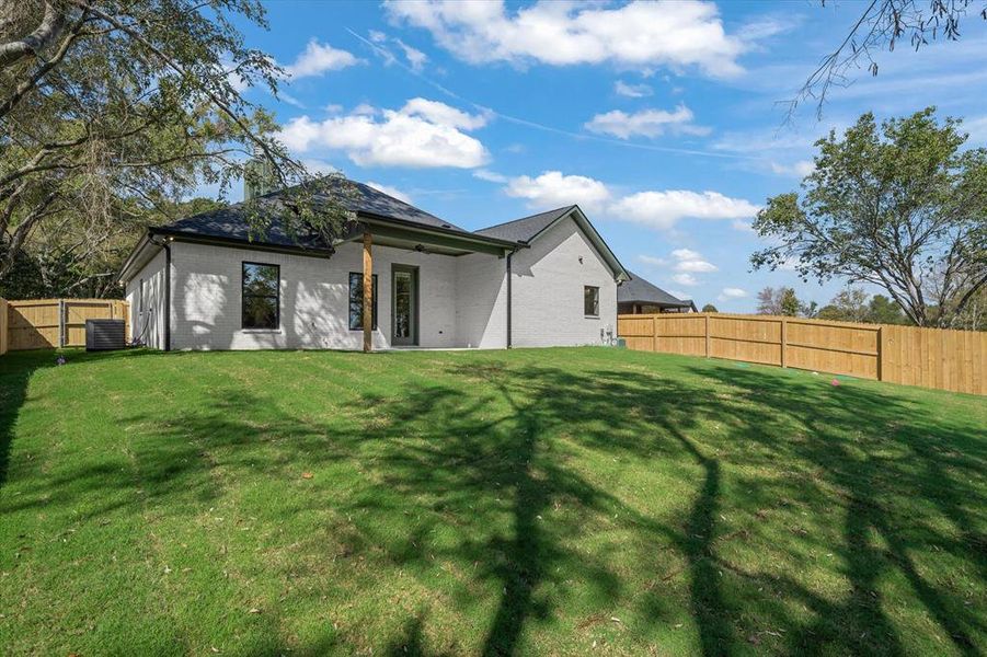 Image 21 of a home in .