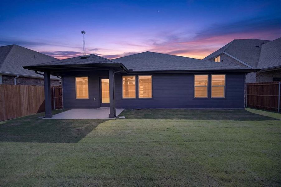 Exterior details and patio area of a home in , Anna (Image 4).
