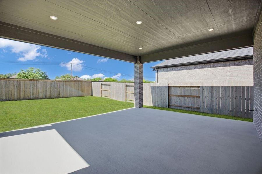 1532 River Point Drive ~ Ready Now