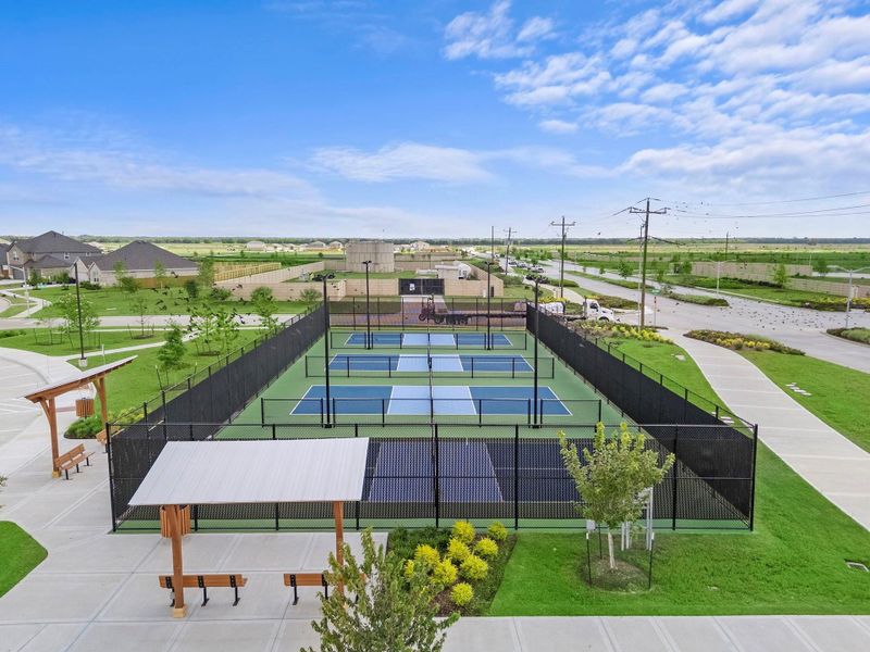 Community amenities in River Ranch Trails, Dayton (Image 30).