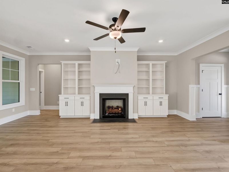 Spacious, unfurnished interior of a new home in Collins Cove, Chapin (Image 21).
