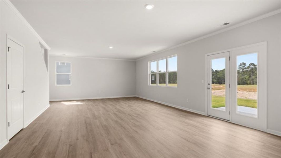 Spacious, unfurnished interior of a new home in Fairway 17 at Mirror Lake, Villa Rica (Image 34).