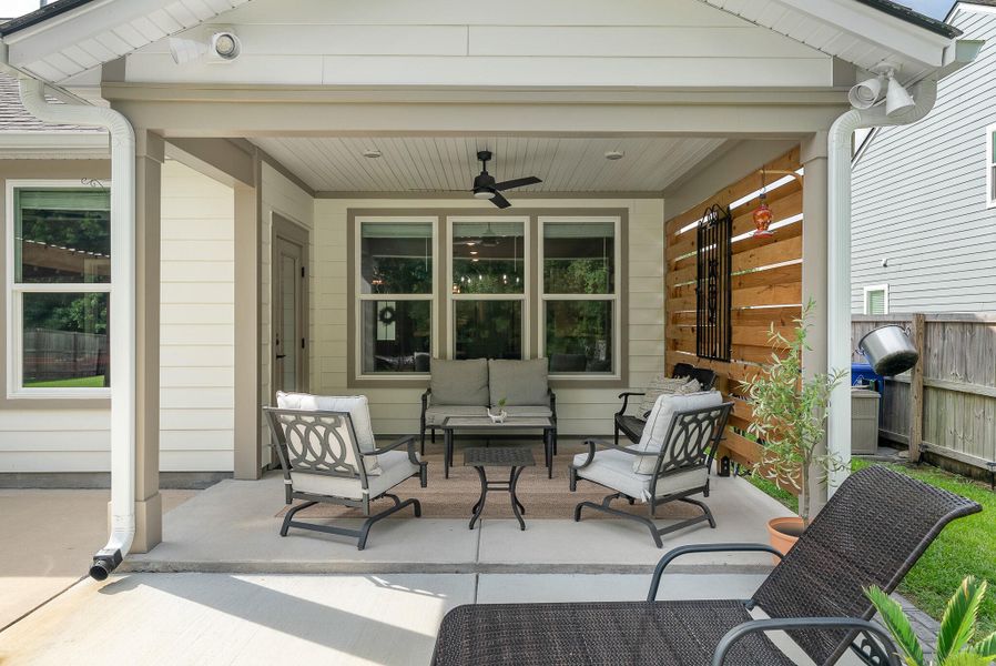 Exterior details and patio area of a home in Sea Island Preserve, Johns Island (Image 27).