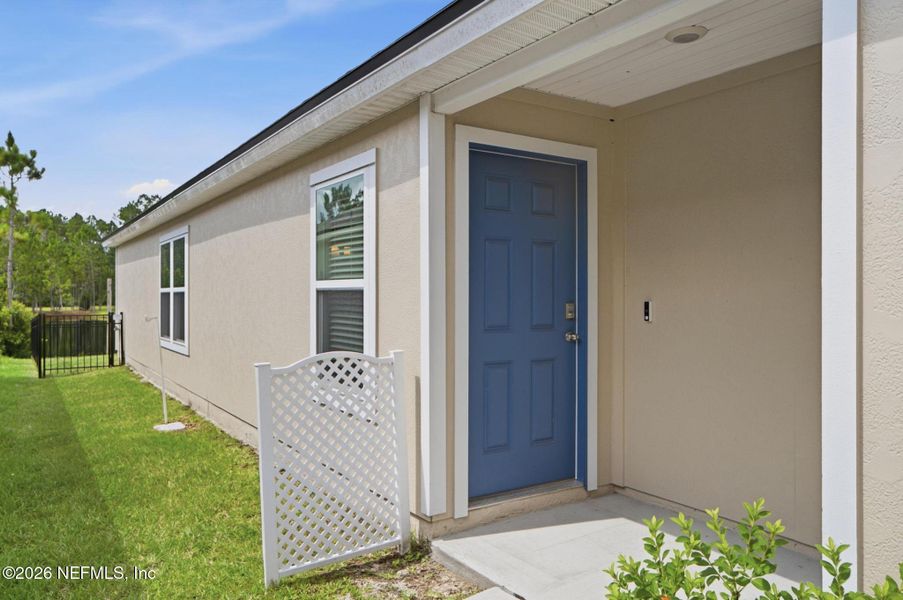 Exterior details and patio area of a home in , Bunnell (Image 3).
