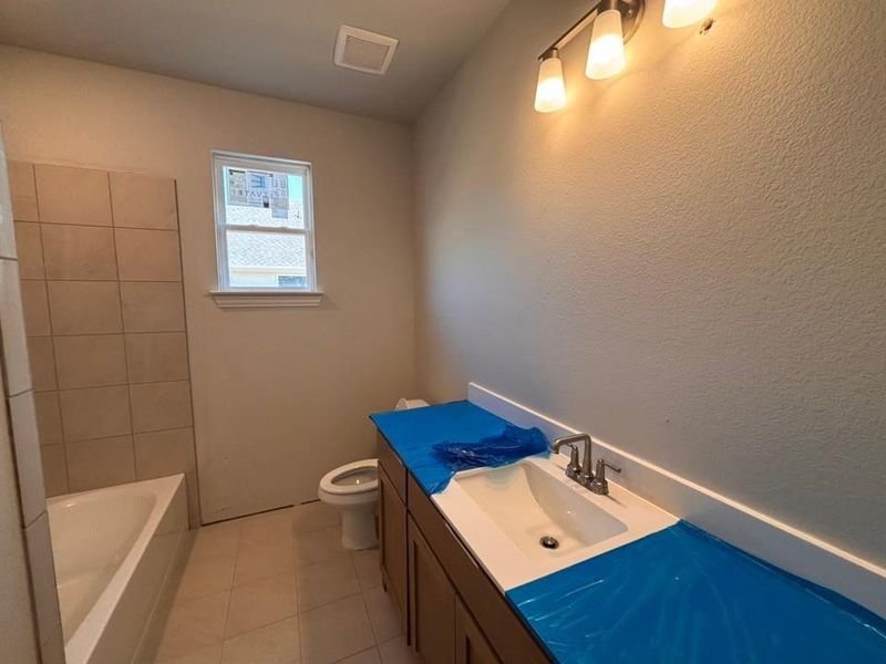 Image 13 of a home in Fairview Meadows.