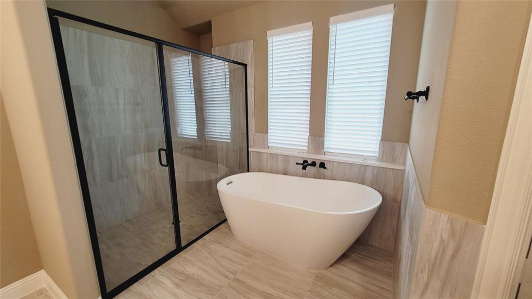 Furnished interior view inside a new home in , DeSoto (Image 5).