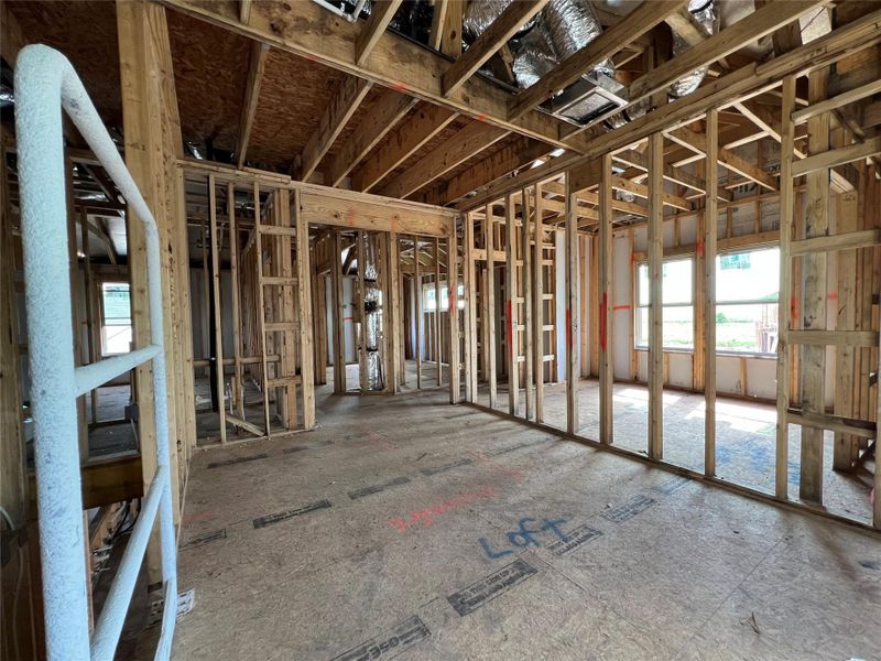 Spacious, unfurnished interior of a new home in Rolling Glen, Hutto (Image 10).