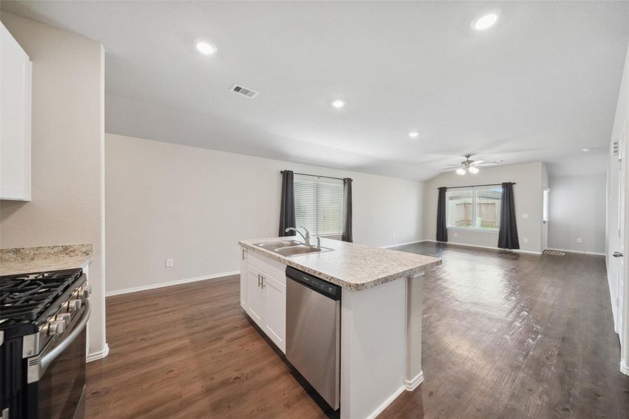 Furnished interior view inside a new home in , Waller (Image 7).