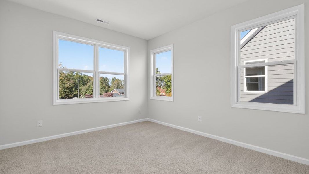 Spacious, unfurnished interior of a new home in The Manors at Haywood Glen, Knightdale (Image 23).