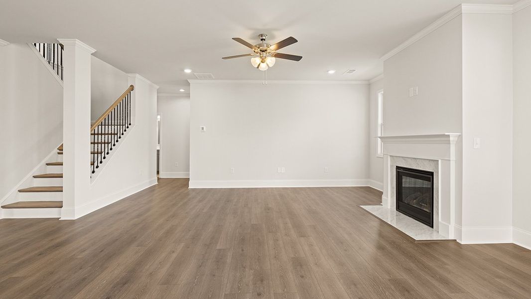 Representative unfurnished interior of a home built from the Bellview by D.R. Horton in Thalley Creek Estates, Cumming (Image 17).