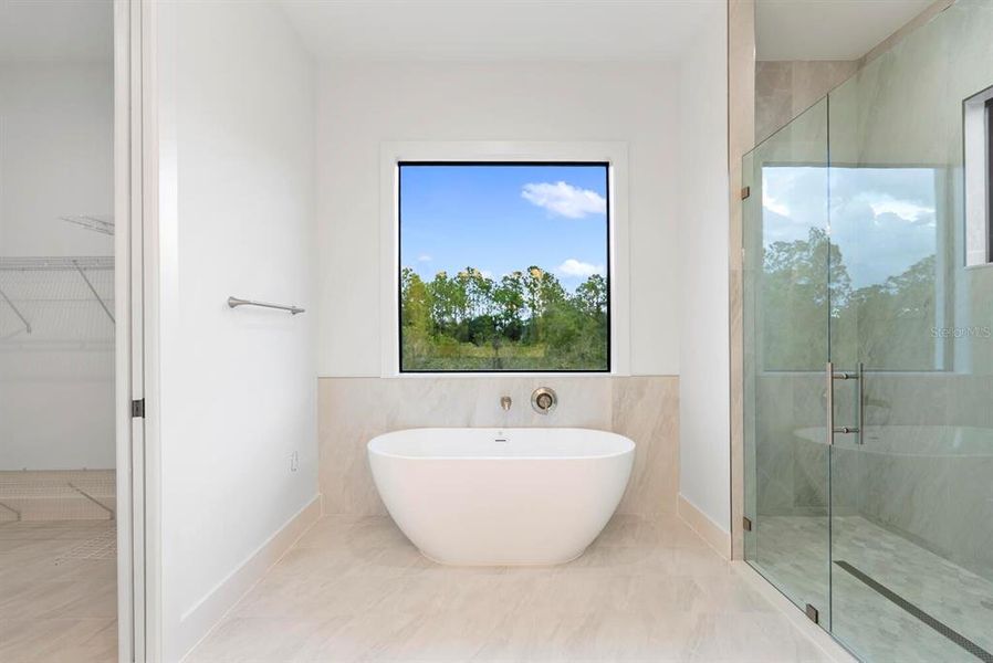 Furnished interior view inside a new home in , Naples (Image 11).