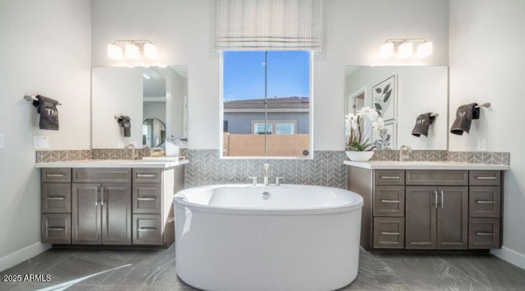 18944 E Druids Glen Rd ~ Ready Now! 18944 E Druids Glen Rd ~ Ready Now!