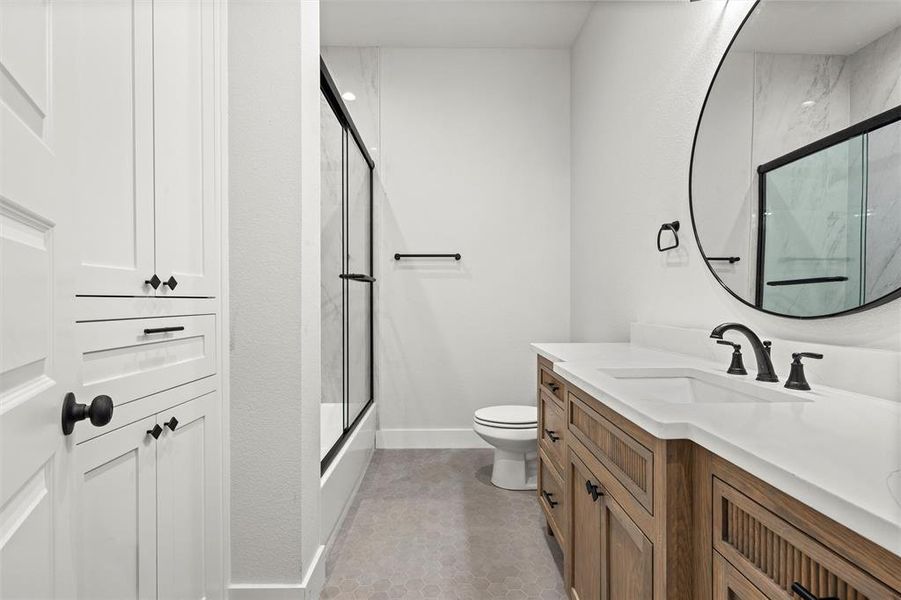 Furnished interior view inside a new home in , Waco (Image 11).