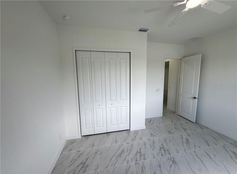 Spacious, unfurnished interior of a new home in , Cape Coral (Image 41).