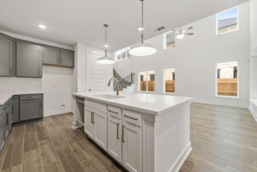 Representative image. Features, specifications, selections and colors may vary. Representative image. Features, specifications, selections and colors may vary.