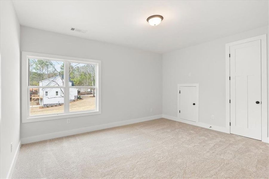 Spacious, unfurnished interior of a new home in , Rome (Image 41).